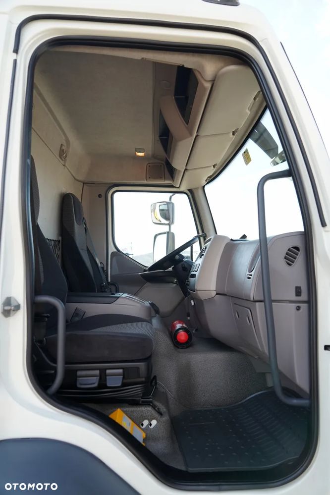 DAF LF 250 / 4X2 / SKRZYNIOWY - 7.30 + HDS HYVA HB 150XE3 / STEROWANIE RADIOWE / ROTATOR / MAX UDŹWIG: 5200 KG / EURO 6 - 36