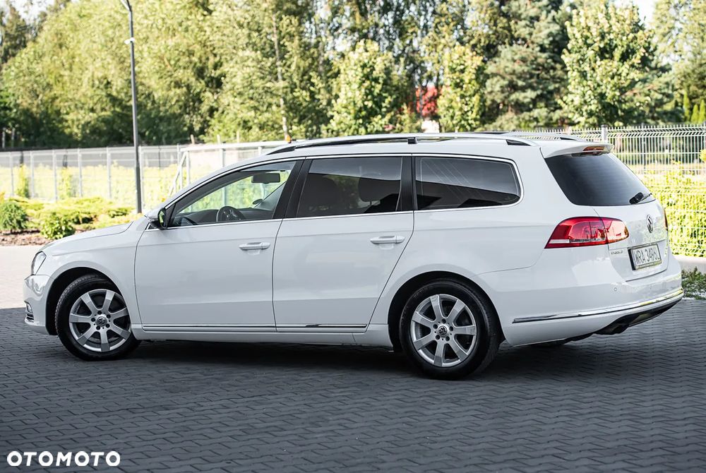 Volkswagen Passat - 10
