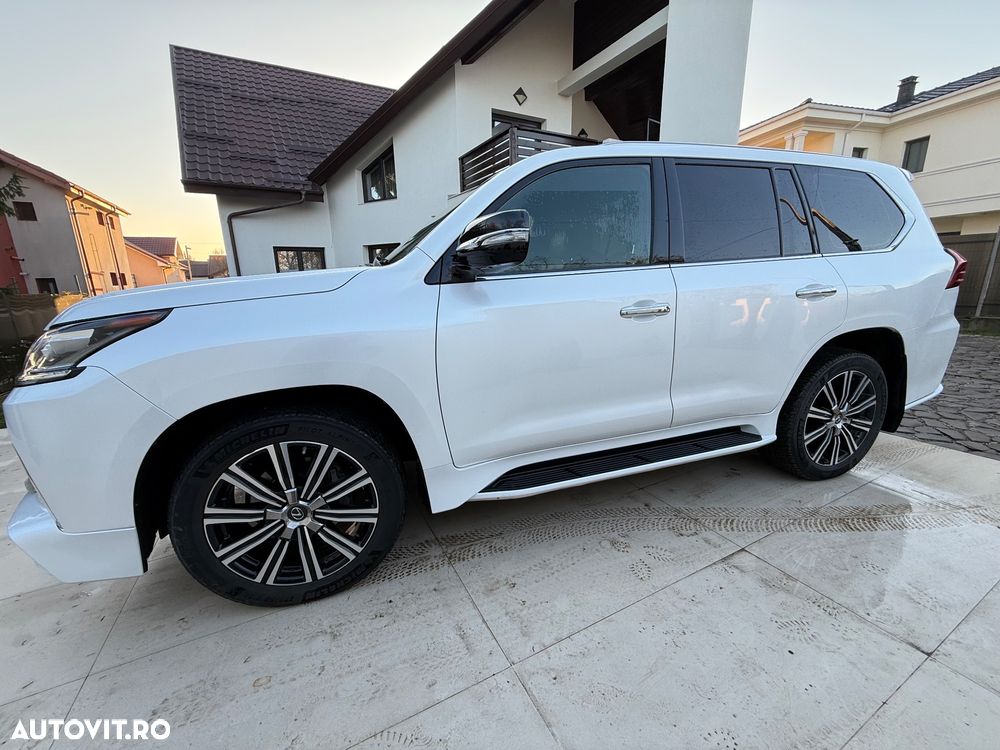 Lexus Seria LX - 4