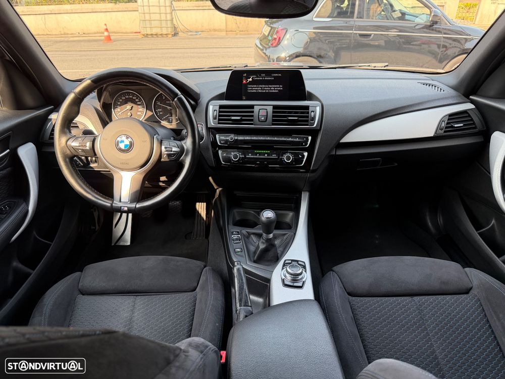 BMW 118 d Pack M - 52