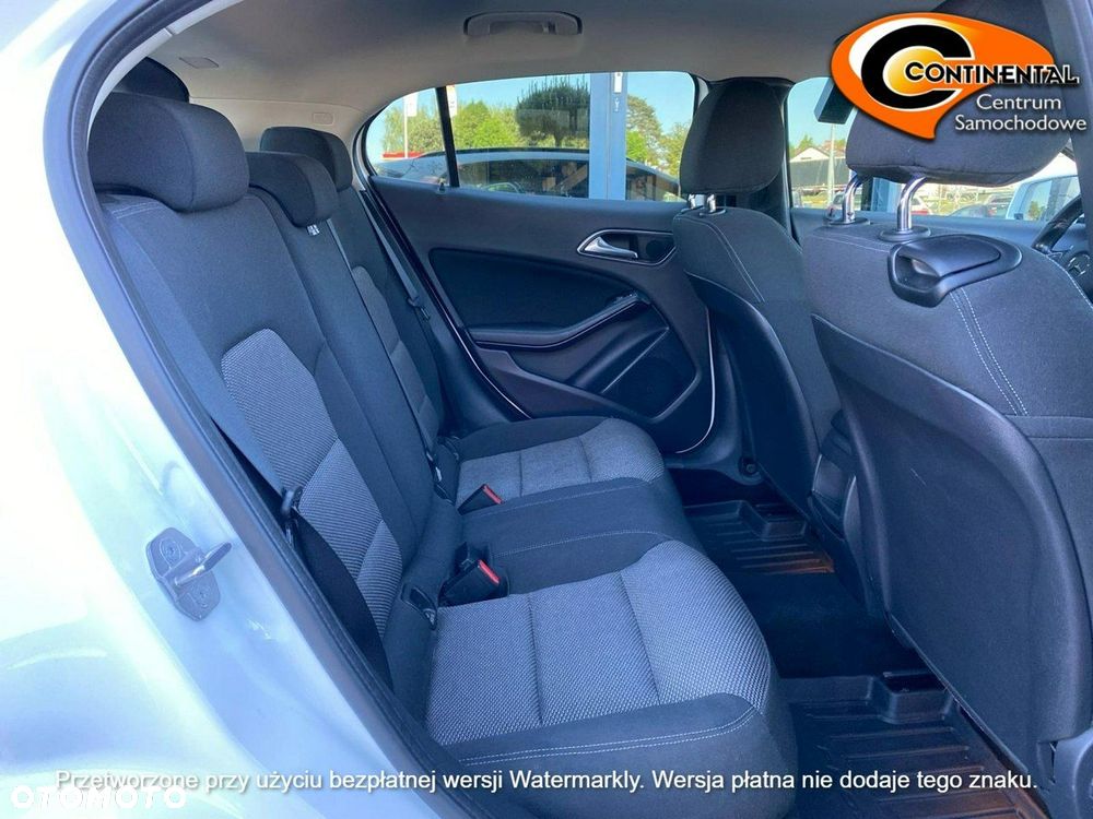 Mercedes-Benz GLA - 6