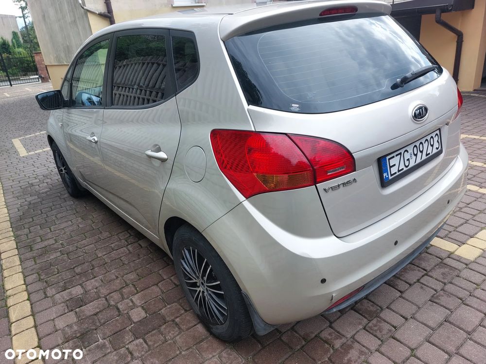 Kia Venga 1.6 M - 5