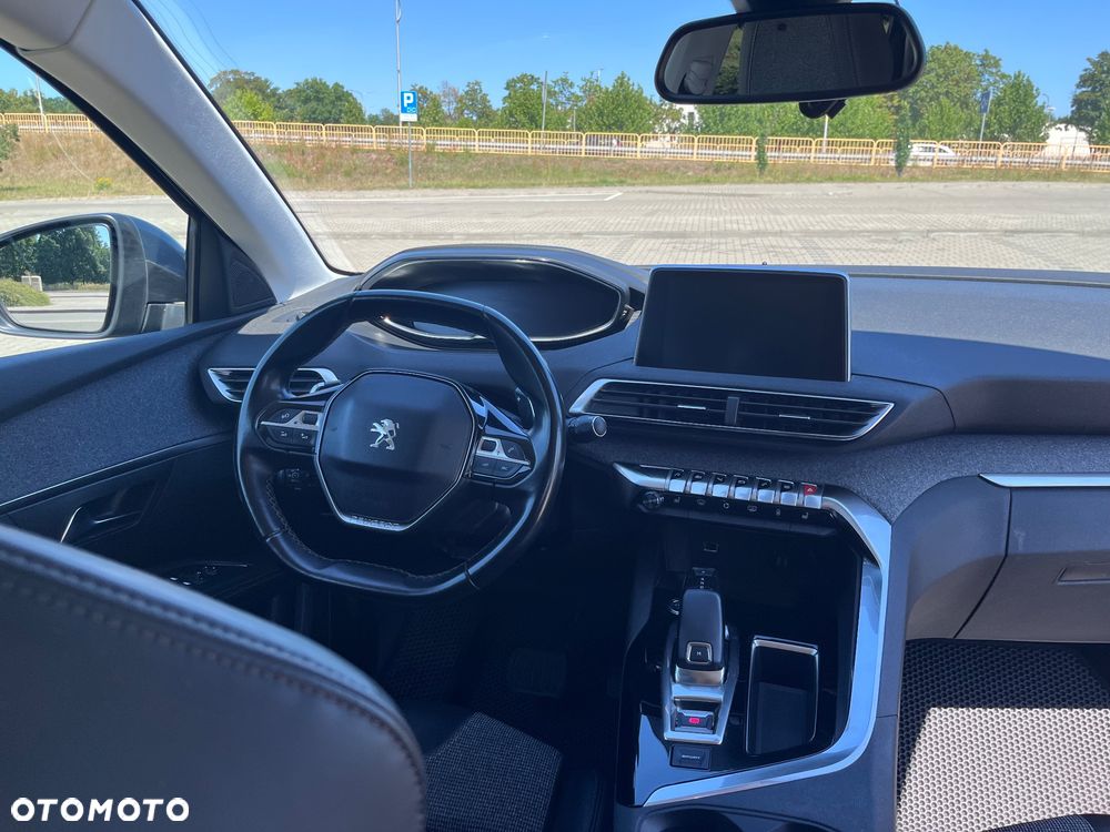 Peugeot 5008 1.6 THP Allure S&S EAT6 - 8