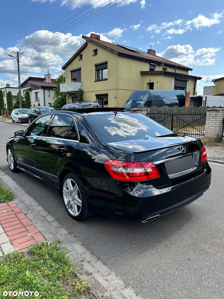 Mercedes-Benz Klasa E 350 CDI BlueEff Avantgarde - 4