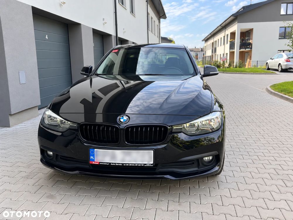 BMW Seria 3 318d Advantage - 13