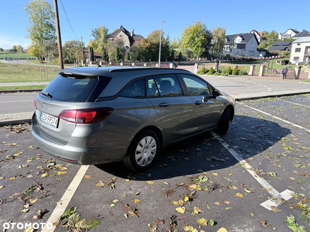 Opel Astra 2019 photo 4
