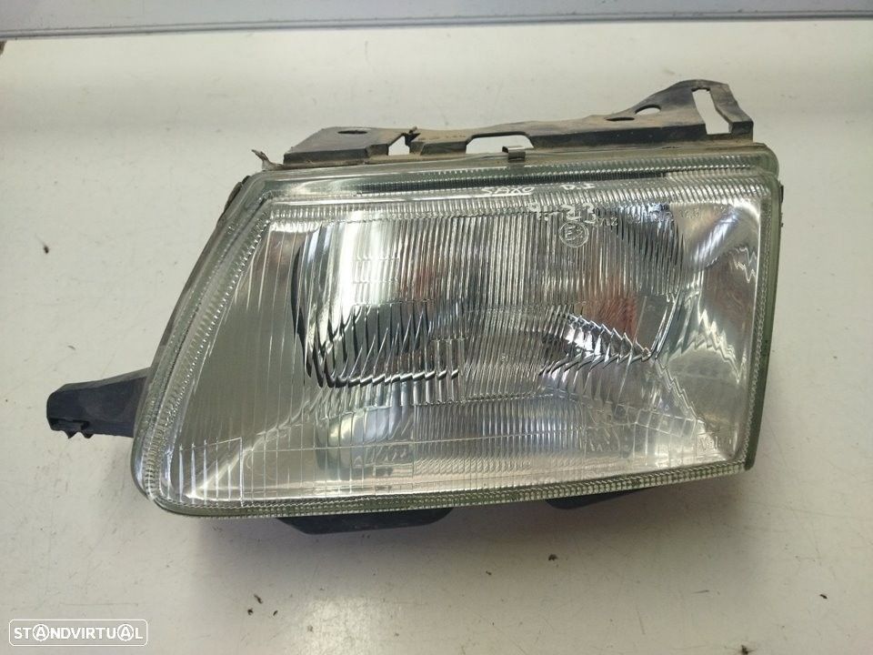 FAROL ESQUERDO CITROEN SAXO 1998 - - 4