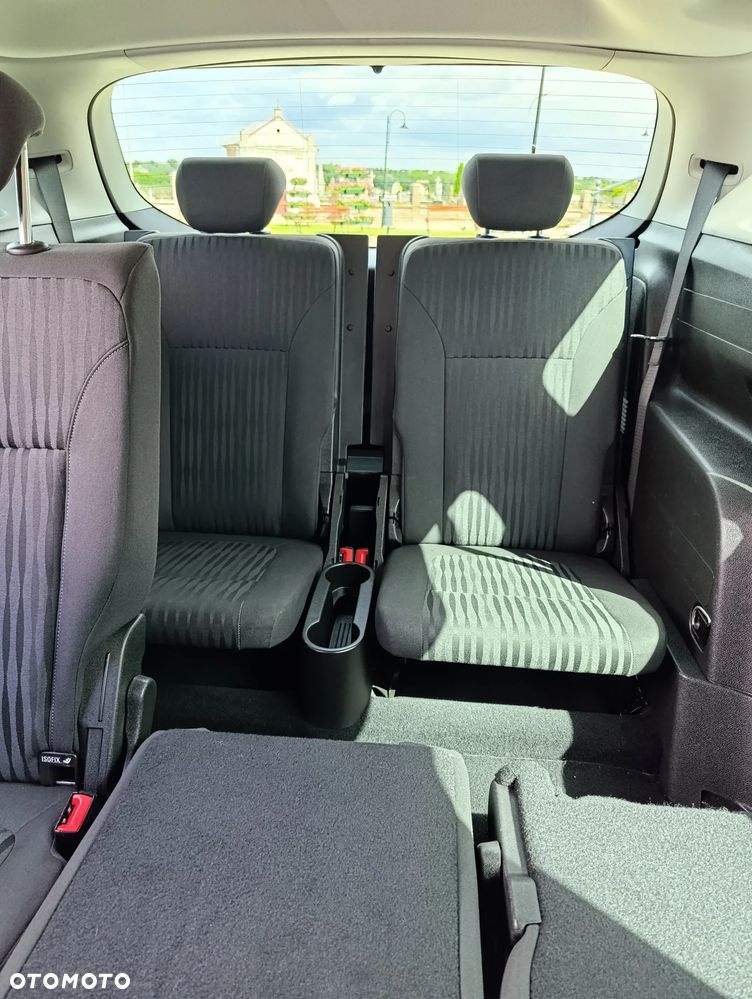 Opel Zafira - 17