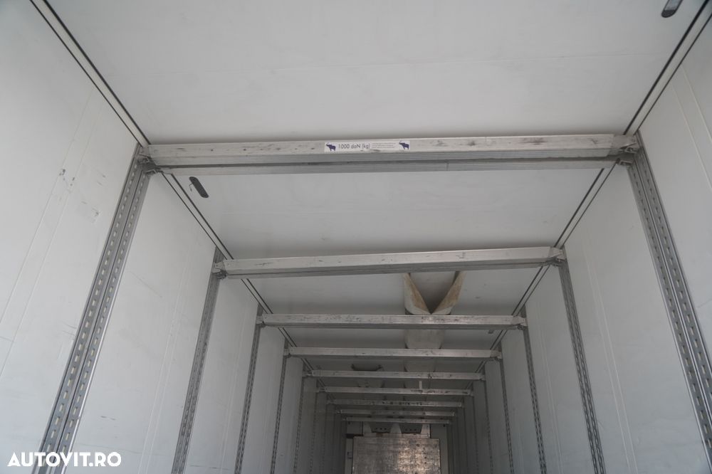 Schmitz Cargobull REFRIGERAT / TRANSPORT VECTOR 1550 / AXĂ RIDICATĂ / RECIPIENT DUBLU / COȘURI PENTRU PALEȚI - 18