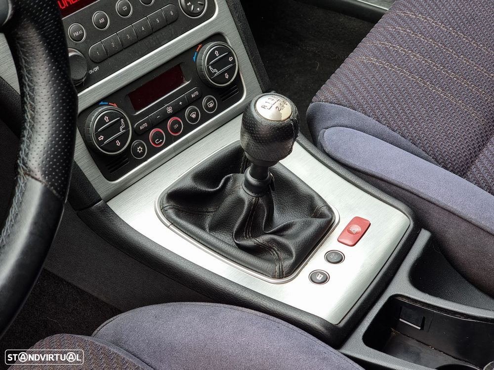 Alfa Romeo 159 Sportwagon 1.9 JTDm 16V Sportiva+ - 10