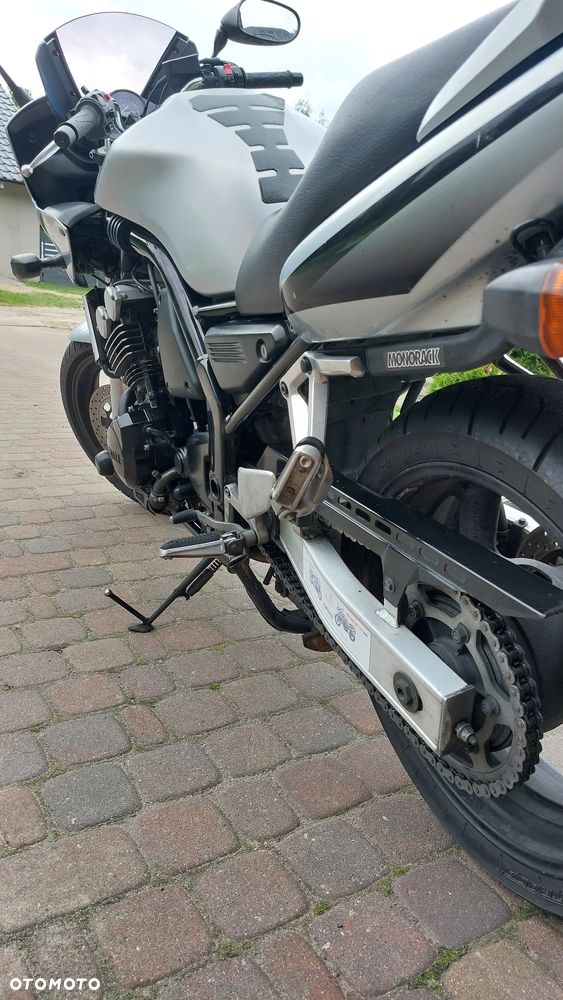 Yamaha FZS - 5