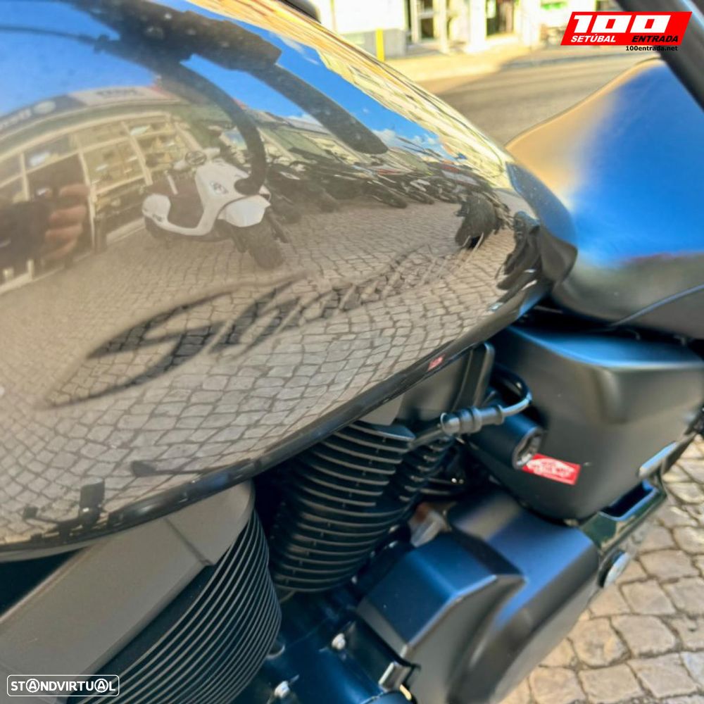 Honda Shadow VT750 - 2