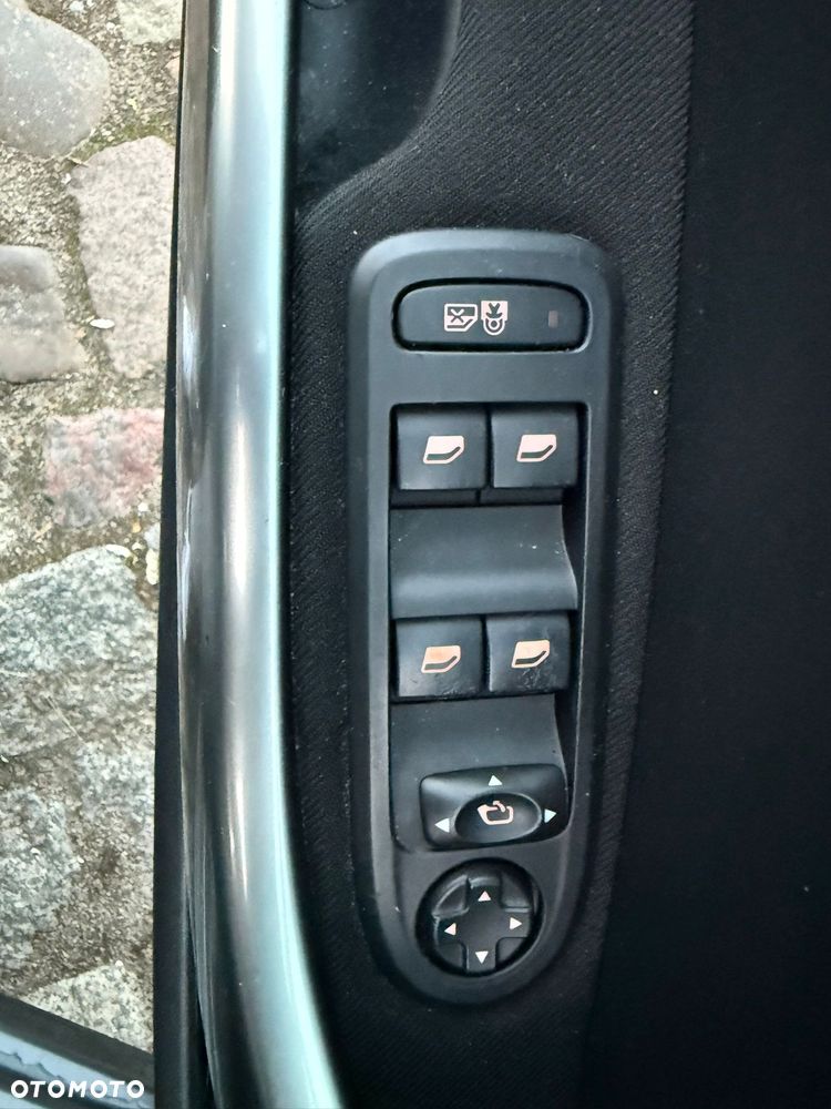 Peugeot 308 1.6 e-HDi Style STT - 9