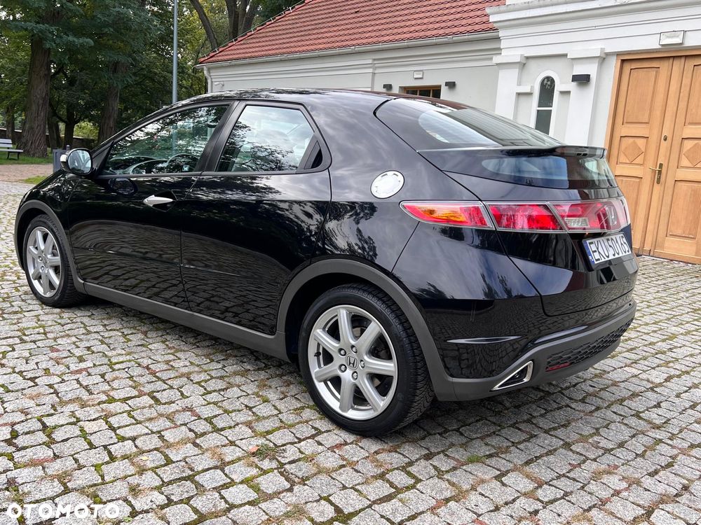 Honda Civic 1.8i-VTEC Comfort - 11