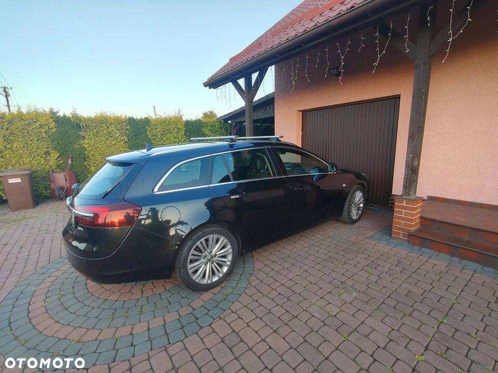 Opel Insignia - 1