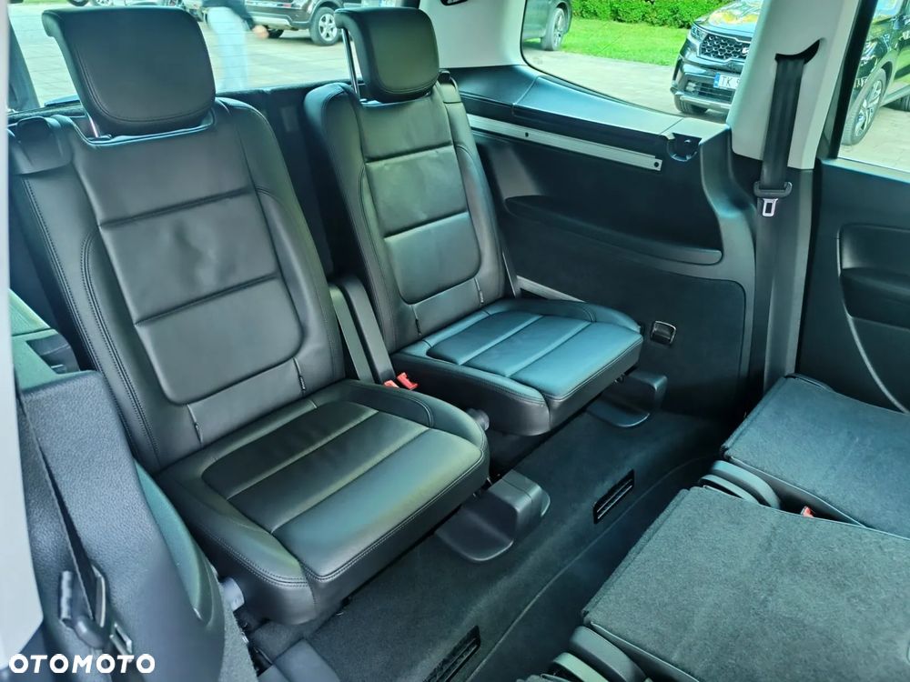 Volkswagen Sharan 2.0 TDI DSG BlueMotion Technology Highline - 35