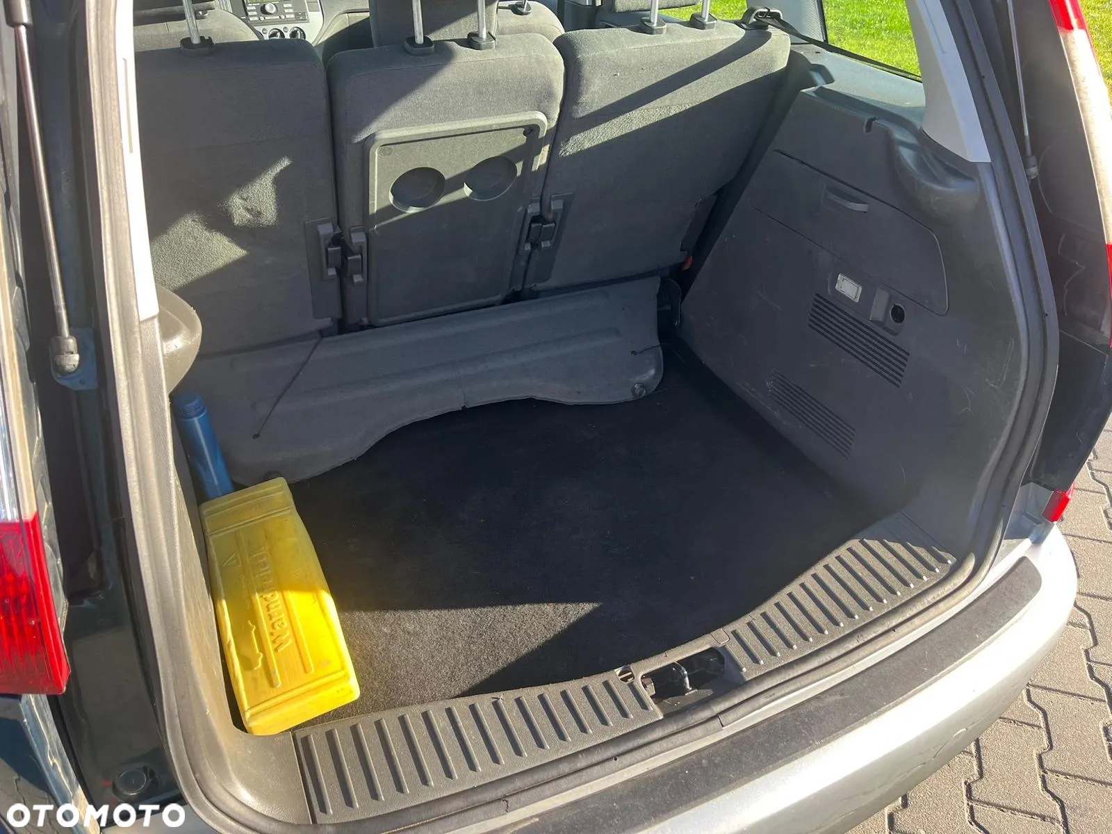Ford Focus C-Max 1.6 Ambiente - 8