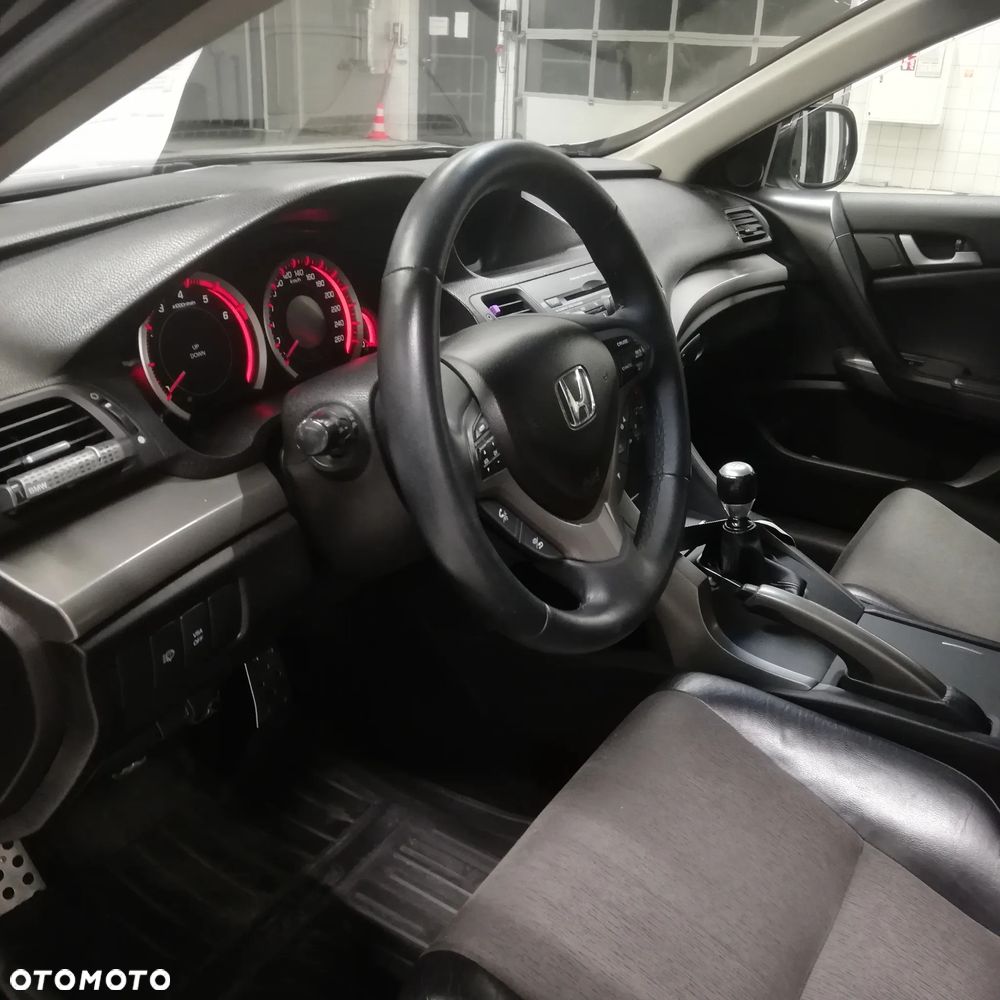 Honda Accord - 15