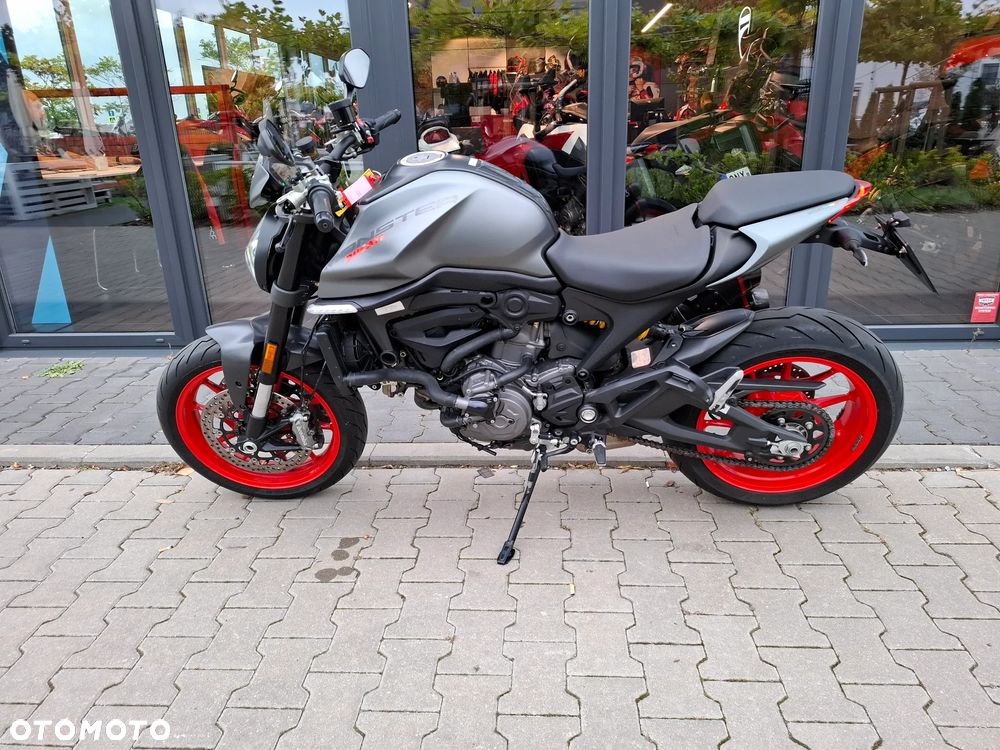 Ducati Monster - 22