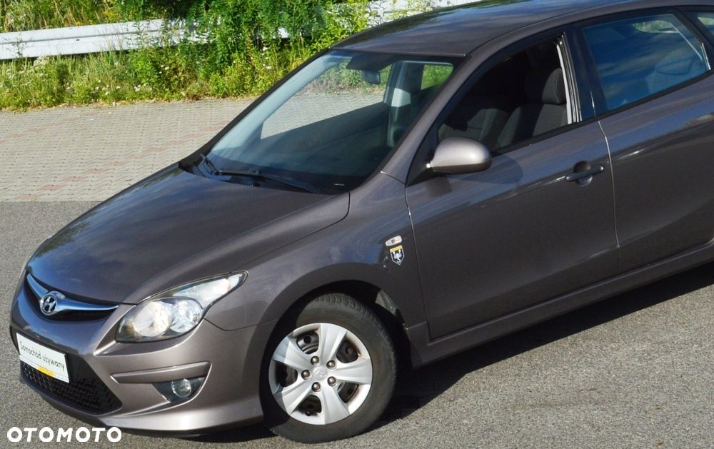 Hyundai i30 1.4 Base - 9