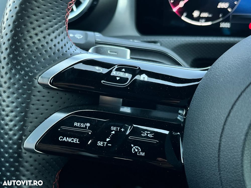 Mercedes-Benz CLA 250 e 8G-DCT - 16