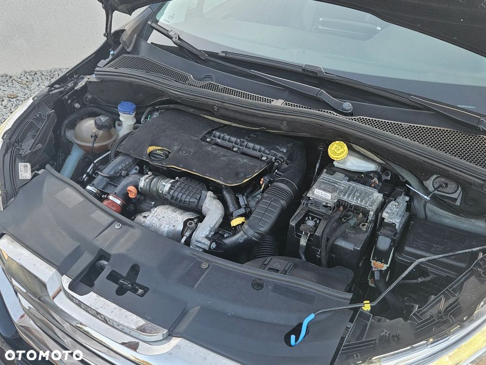 Peugeot 2008 1.6 BlueHDi Style - 16