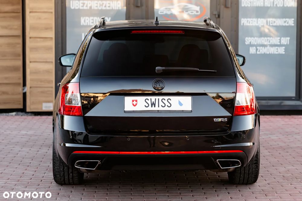 Skoda Octavia 2.0 TSI (Green tec) DSG RS - 12