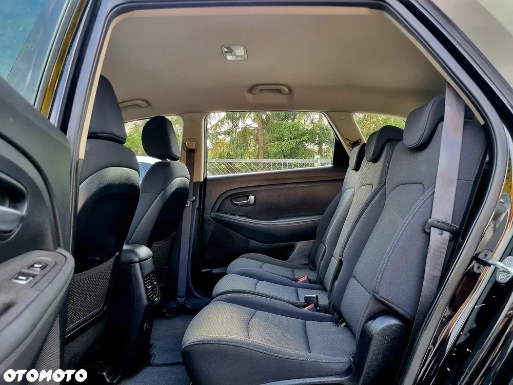 Kia Carens 1.7 CRDi L 7os - 11