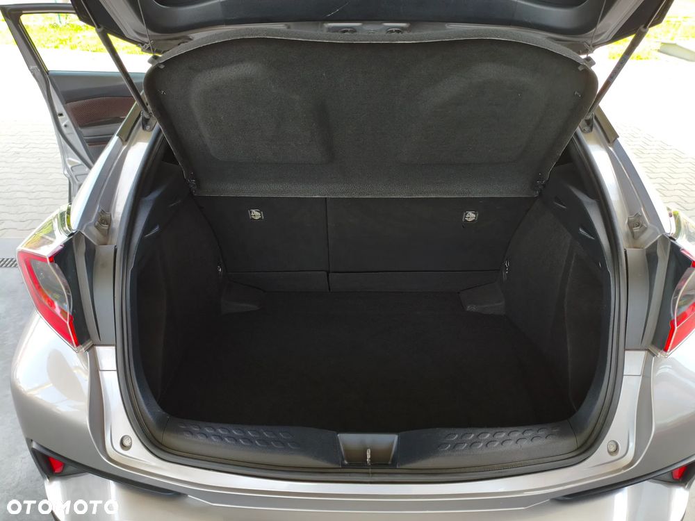 Toyota C-HR Business-Edition - 39