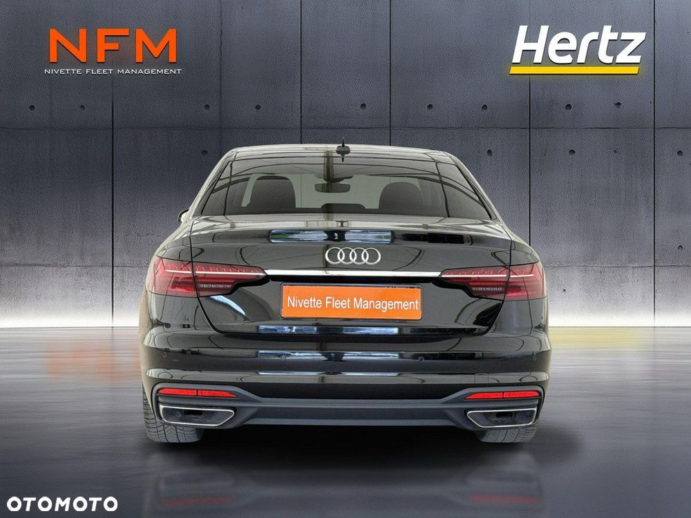 Audi A4 Limousine - 10