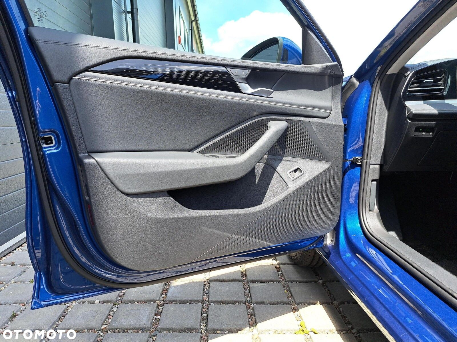 Volkswagen Passat - 10