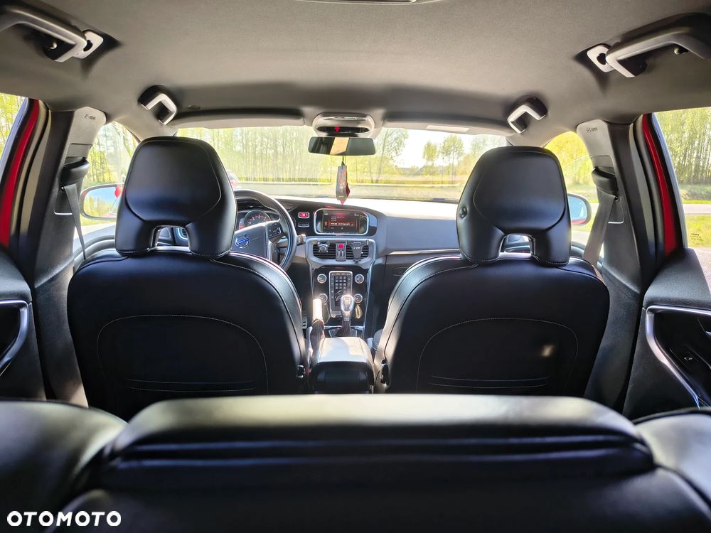 Volvo V40 T2 - 17