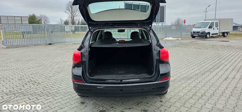 Opel Astra 1.7 CDTI DPF 150 Jahre - 14