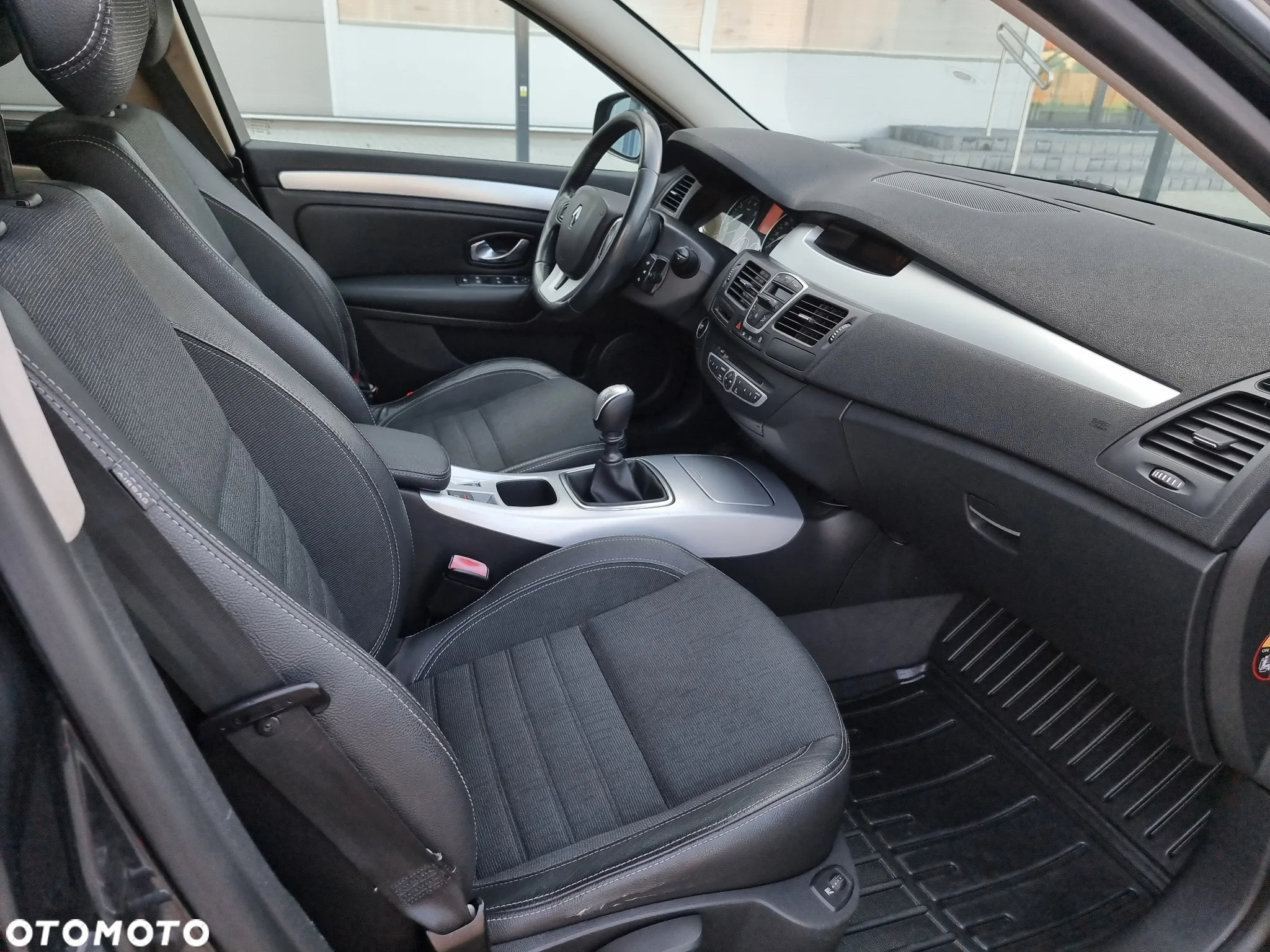 Renault Laguna - 27