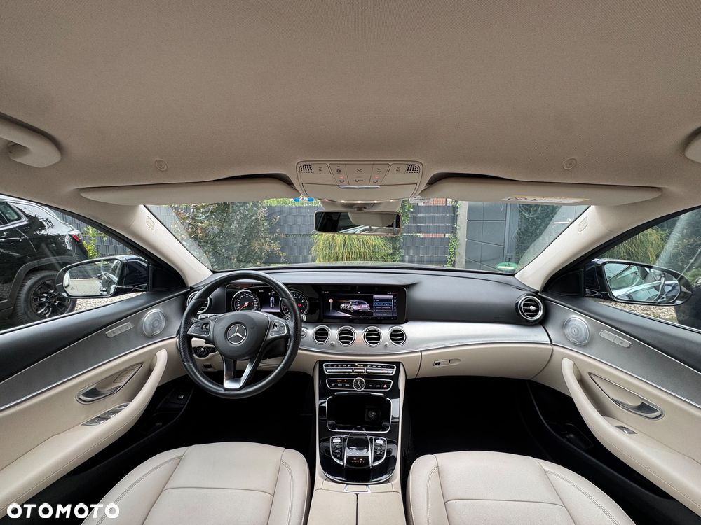 Mercedes-Benz Klasa E 250 Avantgarde - 39