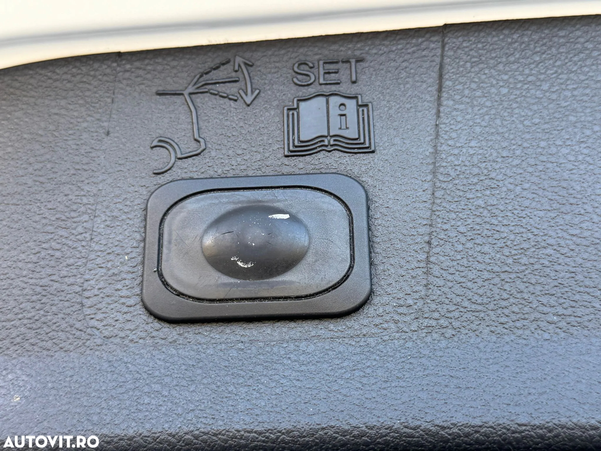 Ford Kuga 2.0 TDCi 4WD Powershift Titanium - 19