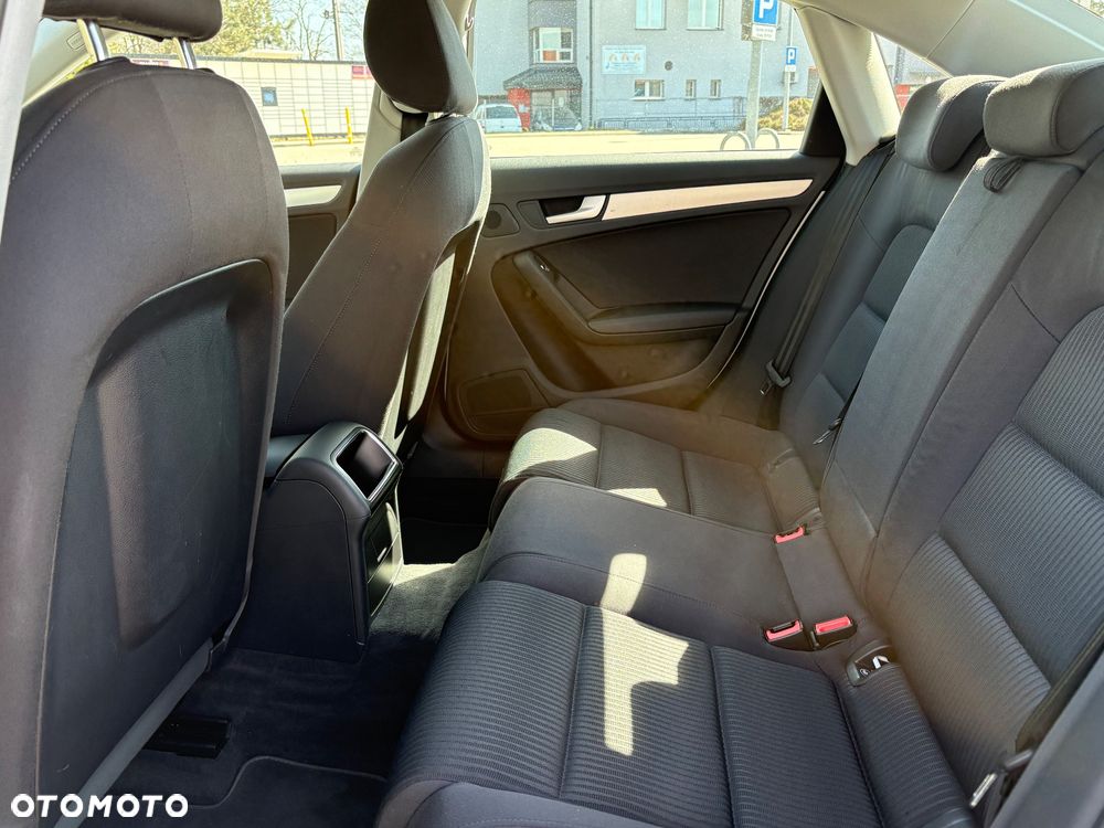 Audi A4 Limousine 1.8 TFSI Attraction - 27