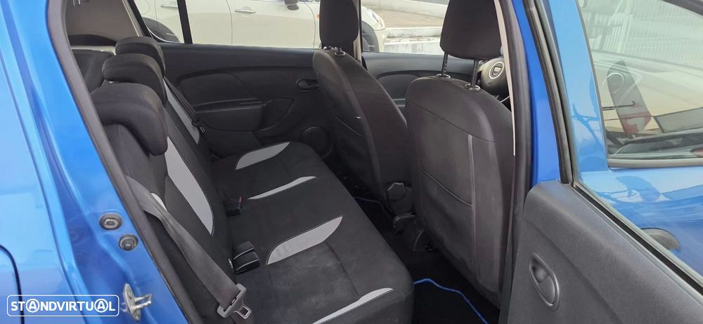 Dacia Sandero Stepway dCi 90 Prestige - 14