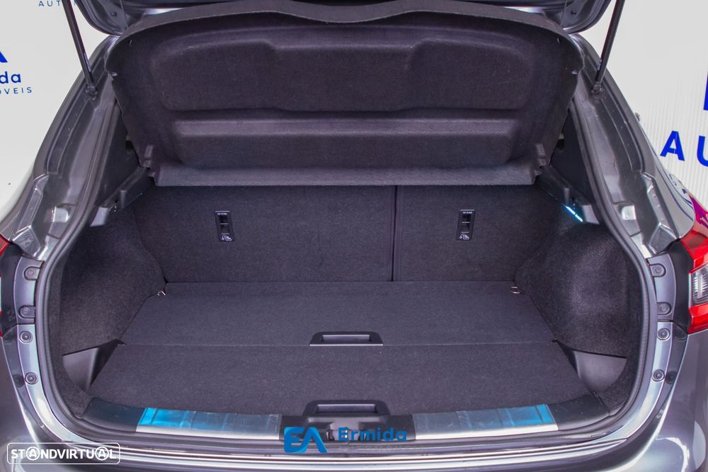 Nissan Qashqai 1.5 dCi N-Connecta - 45