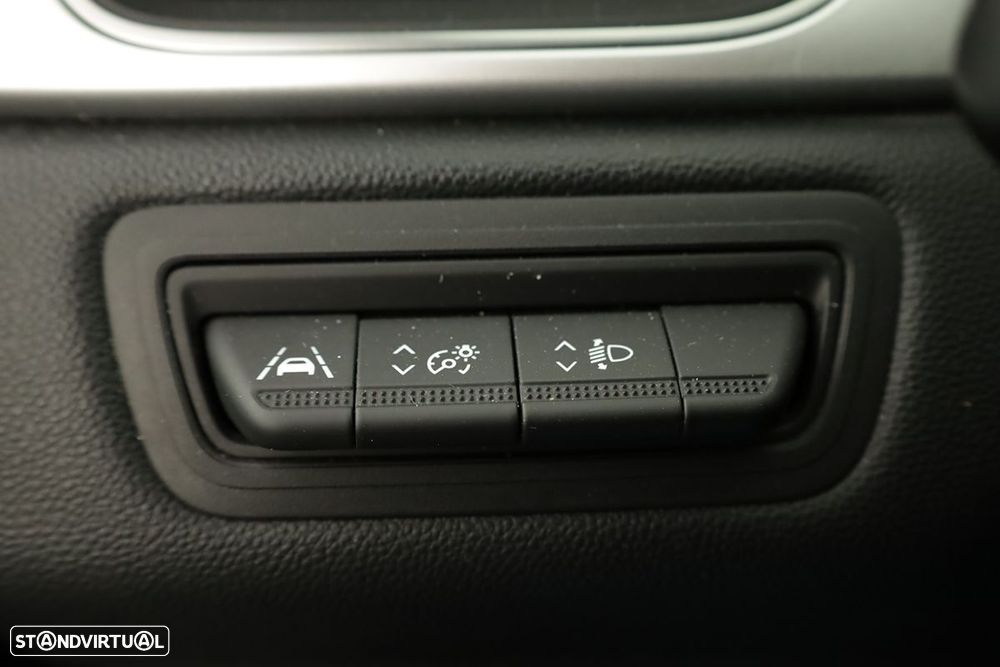 Renault Captur 1.0 TCe Techno Bi-Fuel - 19
