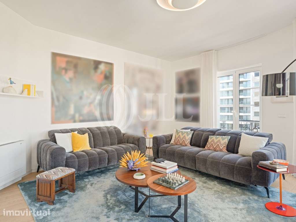 Apartamento T4, na Avenida da República, em Lisboa - Grande imagem: 4/51