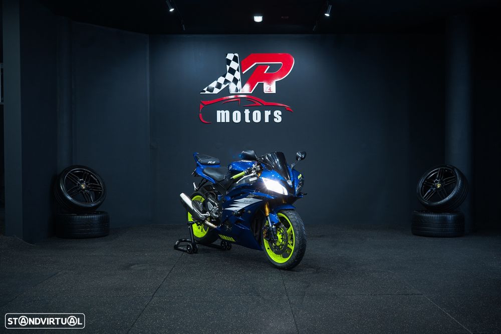 Yamaha YZF R6 - 2