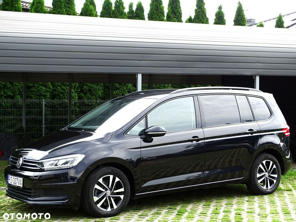 Volkswagen Touran - 13