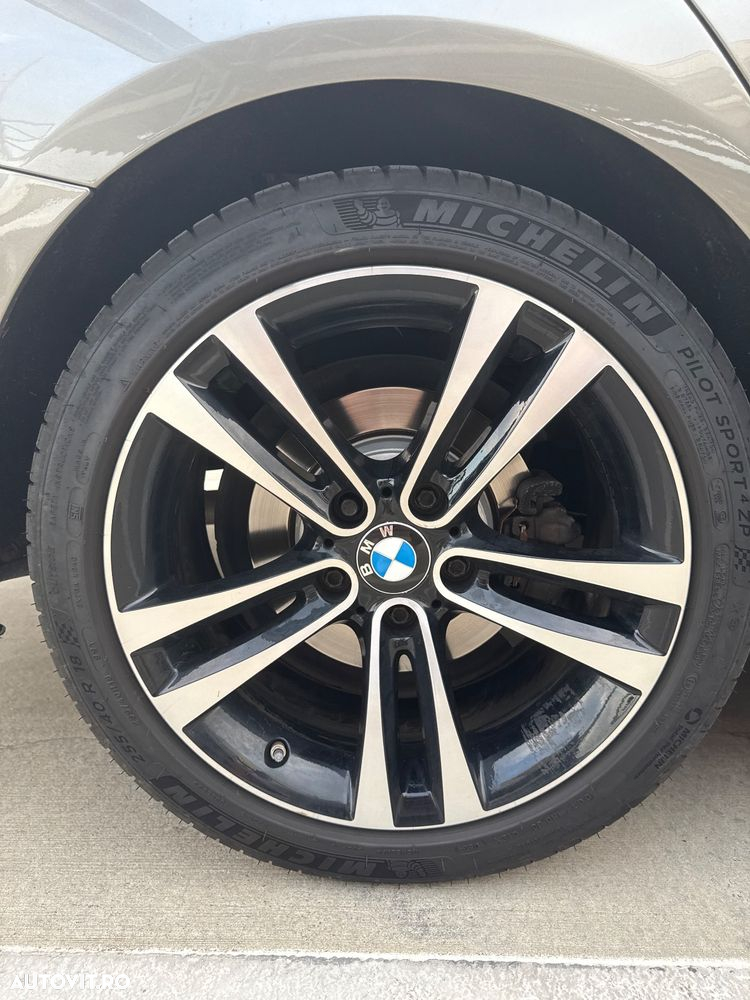 BMW Seria 3 320d xDrive AT Sport Line - 9