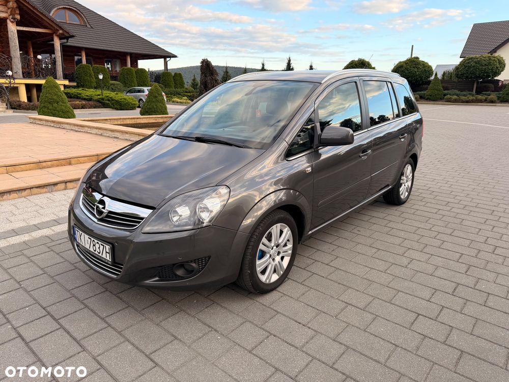 Opel Zafira 1.8 Innovation 110 Jahre - 1