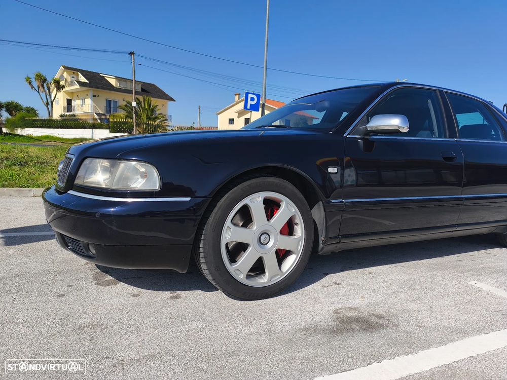 Audi S8 - 23