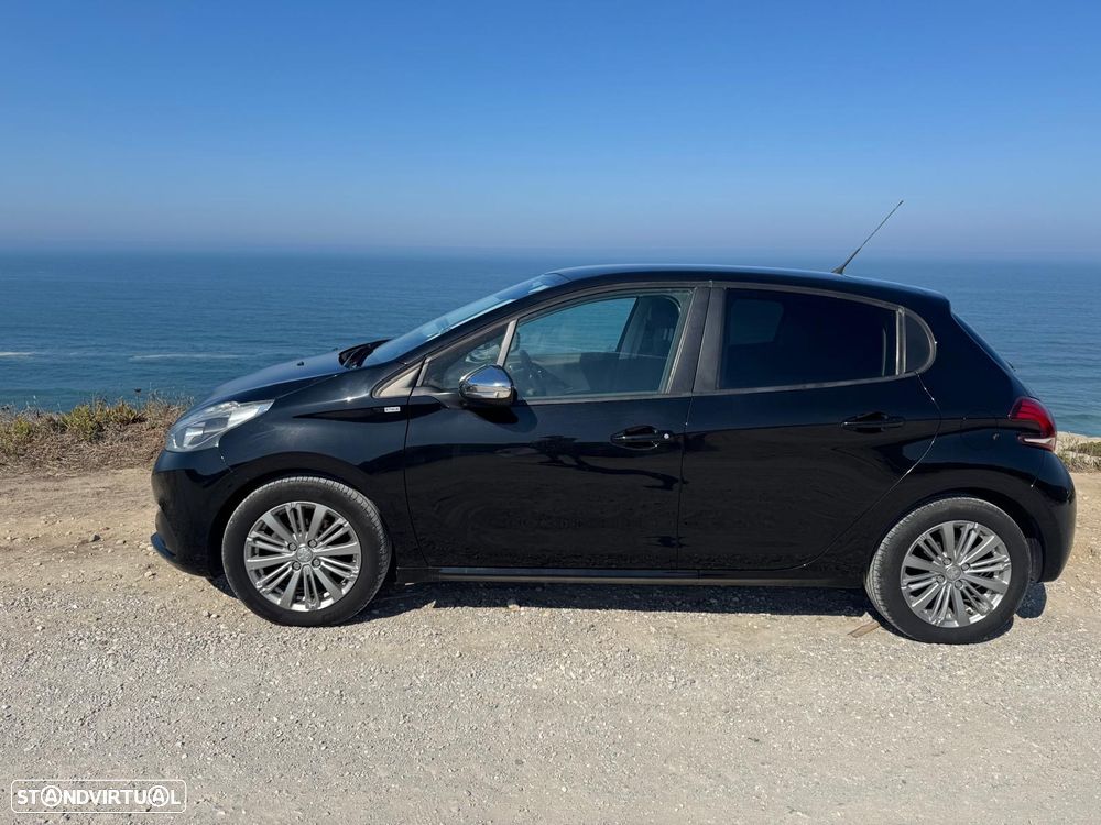 Peugeot 208 1.2 PureTech Style - 1