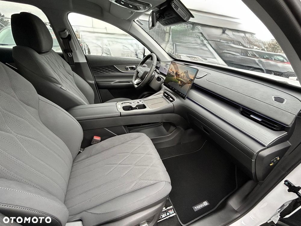 Chery Tiggo 8 1.5 T-GDI Super Hybrid Prestige DCT - 13