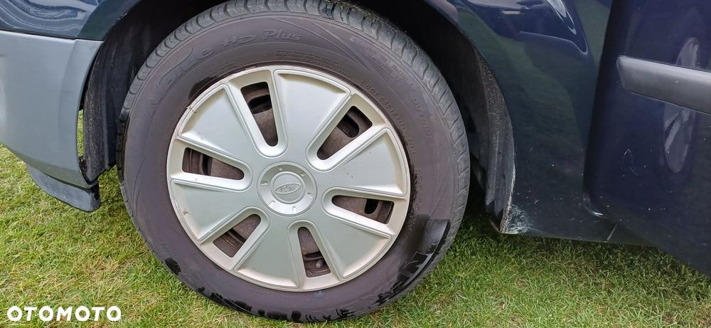 Ford Fiesta 1.3 - 15