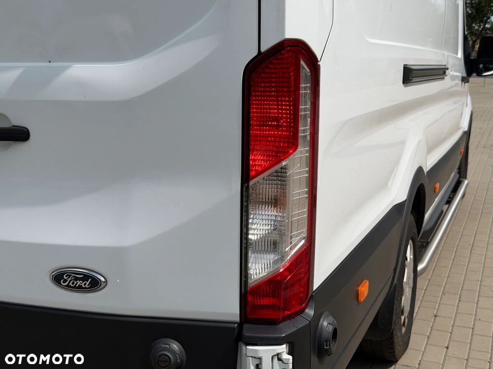 Ford Transit - 23